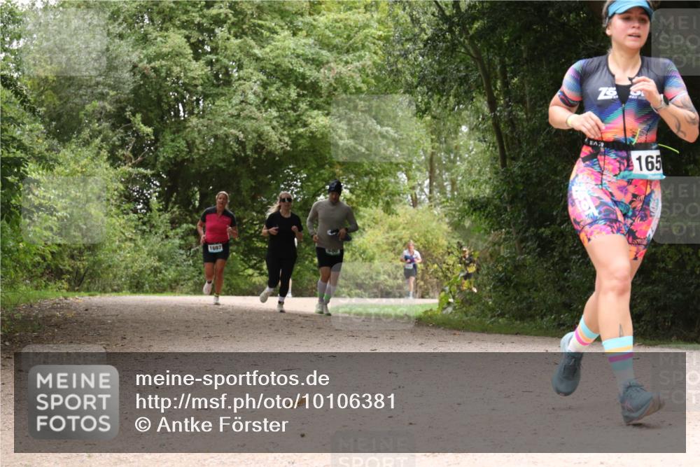 30.08.2026 - Elbe Triathlon Hamburg Antke Förster http://msf.ph/oto/10106381 30.08.2026 12:24:13 Laufen 1697, 400, 165 meine-sportfotos.de