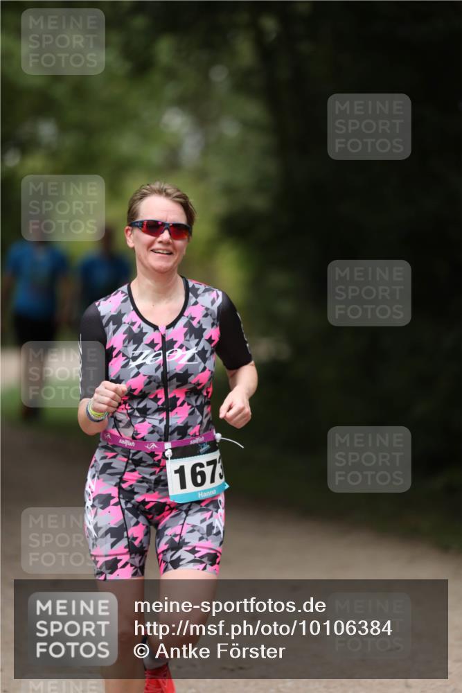 30.08.2026 - Elbe Triathlon Hamburg Antke Förster http://msf.ph/oto/10106384 30.08.2026 12:18:18 Laufen 167 meine-sportfotos.de