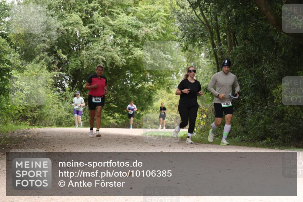 30.08.2026 - Elbe Triathlon Hamburg Antke Förster http://msf.ph/oto/10106385 30.08.2026 12:24:17 Laufen 1697, 400 meine-sportfotos.de