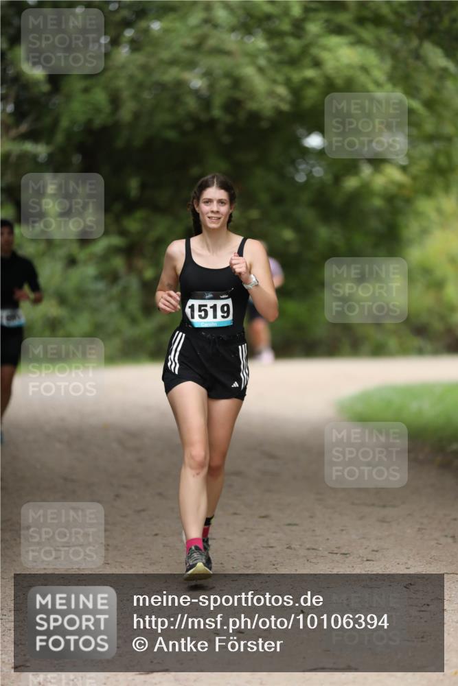 30.08.2026 - Elbe Triathlon Hamburg Antke Förster http://msf.ph/oto/10106394 30.08.2026 12:18:30 Laufen 1519 meine-sportfotos.de