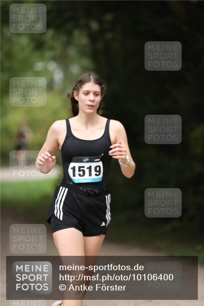 30.08.2026 - Elbe Triathlon Hamburg Antke Förster http://msf.ph/oto/10106400 30.08.2026 12:18:32 Laufen 1519 meine-sportfotos.de