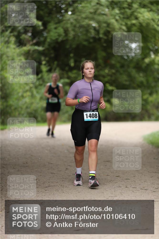 30.08.2026 - Elbe Triathlon Hamburg Antke Förster http://msf.ph/oto/10106410 30.08.2026 12:18:43 Laufen 1408 meine-sportfotos.de