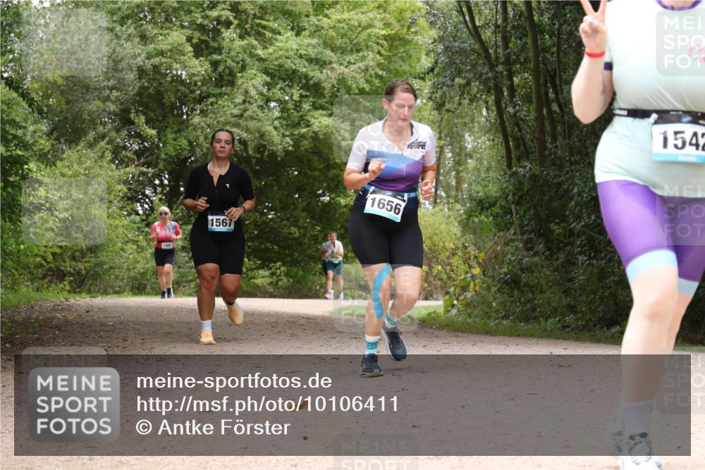 30.08.2026 - Elbe Triathlon Hamburg Antke Förster http://msf.ph/oto/10106411 30.08.2026 12:24:33 Laufen 1661, 1567, 1656, 1542 meine-sportfotos.de