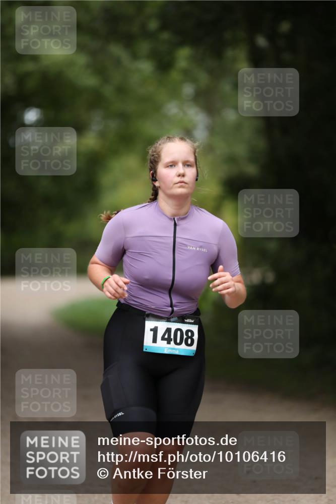 30.08.2026 - Elbe Triathlon Hamburg Antke Förster http://msf.ph/oto/10106416 30.08.2026 12:18:45 Laufen 1408 meine-sportfotos.de