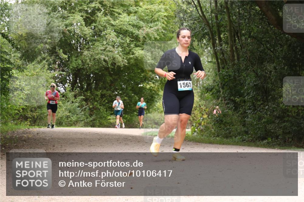 30.08.2026 - Elbe Triathlon Hamburg Antke Förster http://msf.ph/oto/10106417 30.08.2026 12:24:35 Laufen 1661, 1567 meine-sportfotos.de