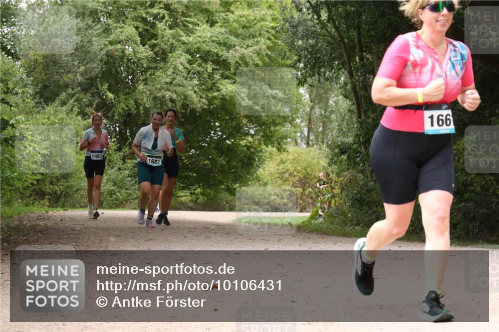 30.08.2026 - Elbe Triathlon Hamburg Antke Förster http://msf.ph/oto/10106431 30.08.2026 12:24:46 Laufen 1483, 1682, 166 meine-sportfotos.de