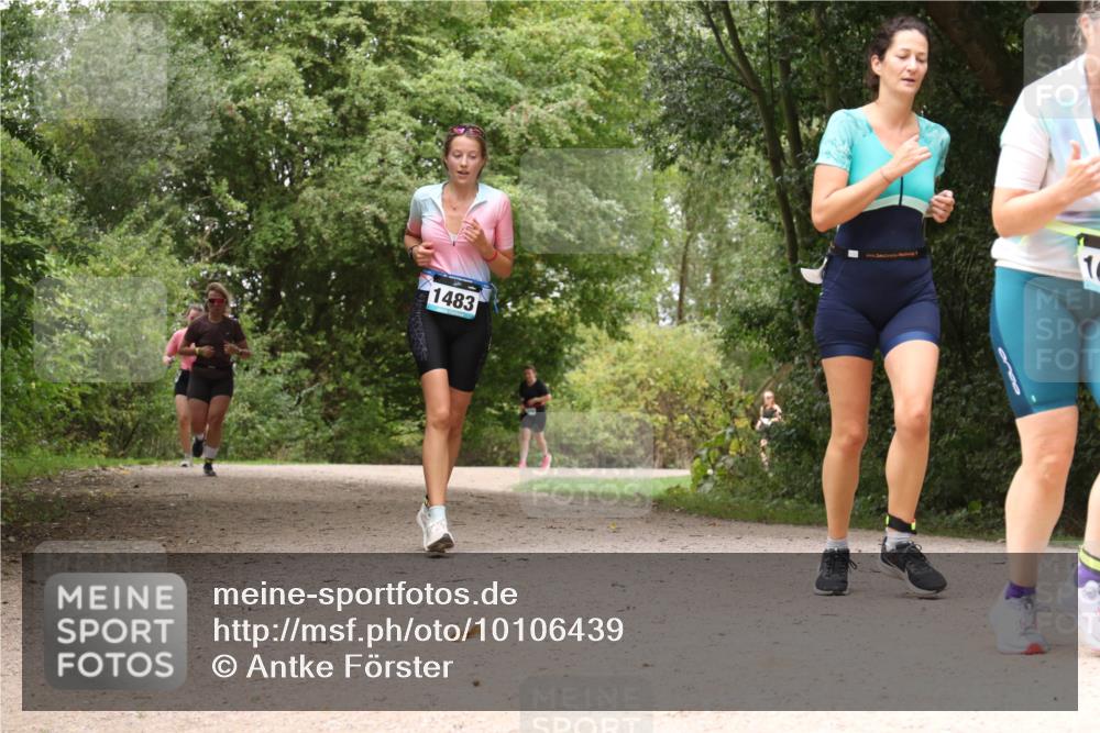 30.08.2026 - Elbe Triathlon Hamburg Antke Förster http://msf.ph/oto/10106439 30.08.2026 12:24:51 Laufen 1483 meine-sportfotos.de