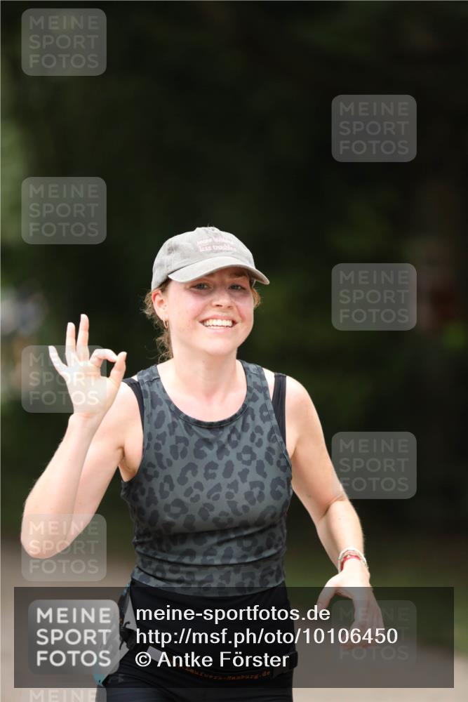 30.08.2026 - Elbe Triathlon Hamburg Antke Förster http://msf.ph/oto/10106450 30.08.2026 12:19:11 Laufen  meine-sportfotos.de