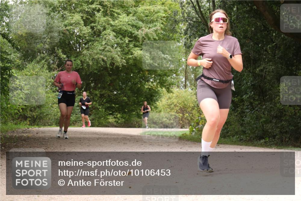 30.08.2026 - Elbe Triathlon Hamburg Antke Förster http://msf.ph/oto/10106453 30.08.2026 12:24:57 Laufen 20 meine-sportfotos.de