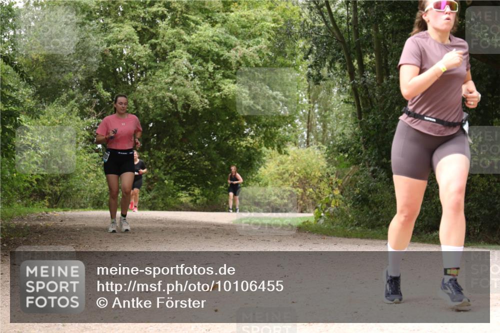 30.08.2026 - Elbe Triathlon Hamburg Antke Förster http://msf.ph/oto/10106455 30.08.2026 12:24:57 Laufen  meine-sportfotos.de
