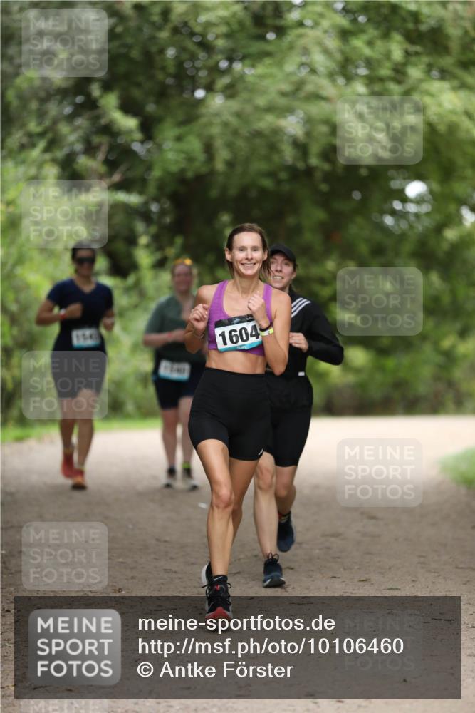 30.08.2026 - Elbe Triathlon Hamburg Antke Förster http://msf.ph/oto/10106460 30.08.2026 12:19:29 Laufen 1940, 1604 meine-sportfotos.de
