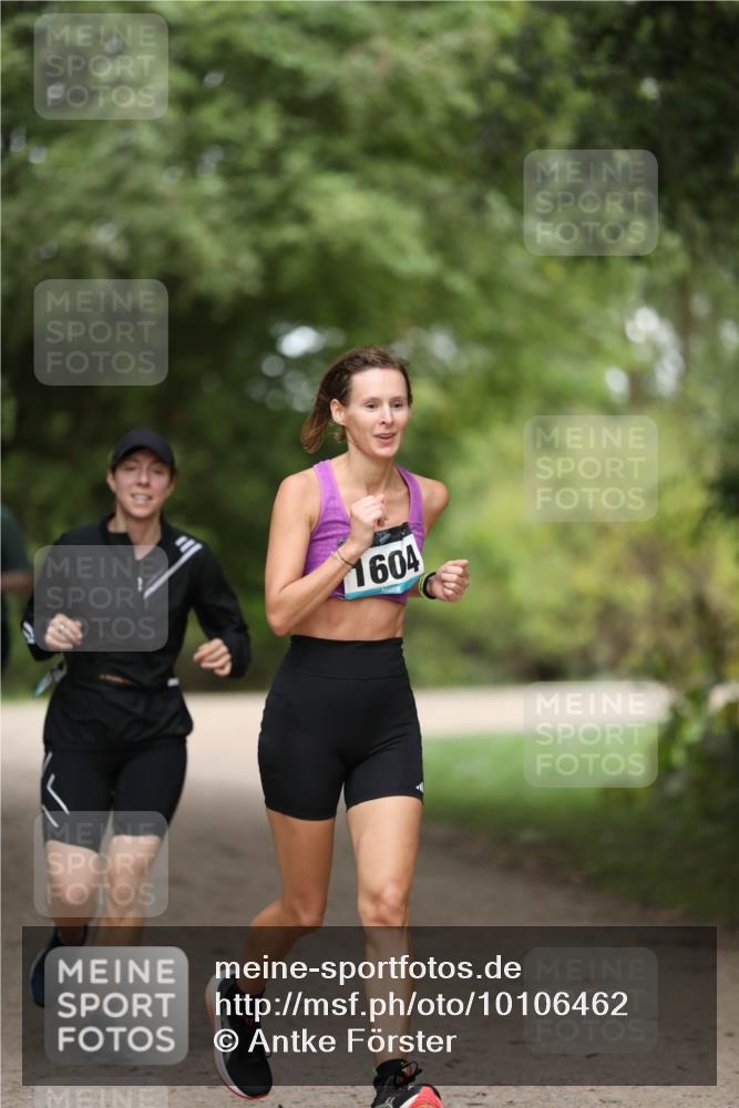 30.08.2026 - Elbe Triathlon Hamburg Antke Förster http://msf.ph/oto/10106462 30.08.2026 12:19:30 Laufen 1604 meine-sportfotos.de