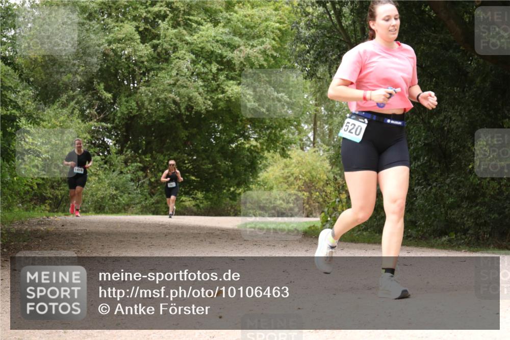 30.08.2026 - Elbe Triathlon Hamburg Antke Förster http://msf.ph/oto/10106463 30.08.2026 12:25:01 Laufen 1416, 520 meine-sportfotos.de