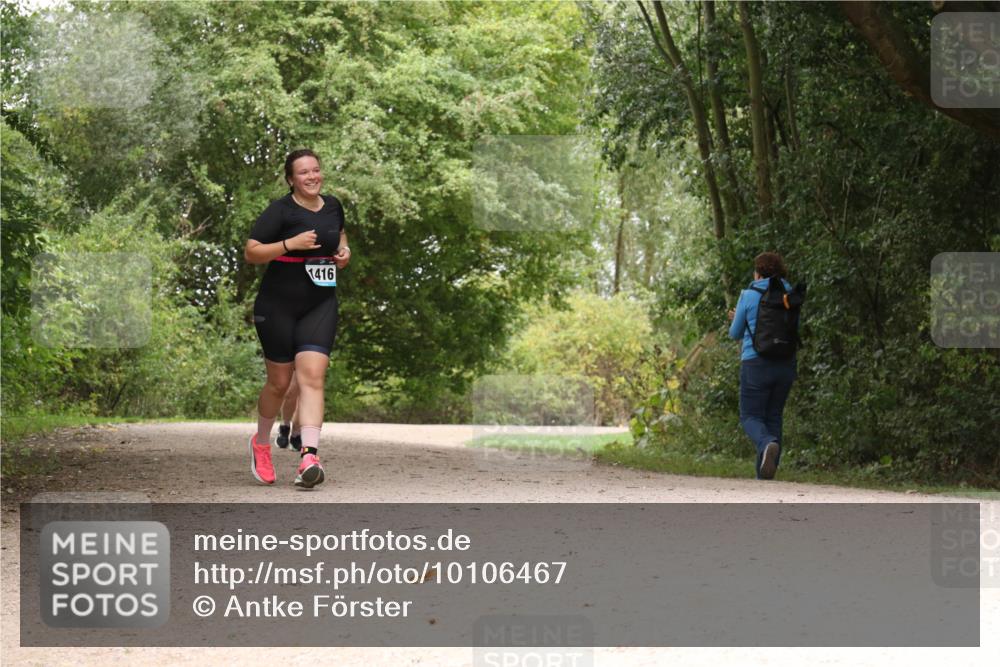 30.08.2026 - Elbe Triathlon Hamburg Antke Förster http://msf.ph/oto/10106467 30.08.2026 12:25:10 Laufen 1416 meine-sportfotos.de