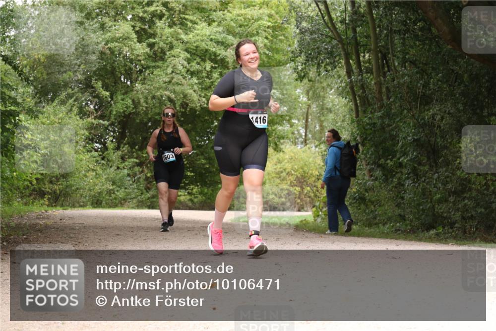 30.08.2026 - Elbe Triathlon Hamburg Antke Förster http://msf.ph/oto/10106471 30.08.2026 12:25:11 Laufen 1603, 1416 meine-sportfotos.de