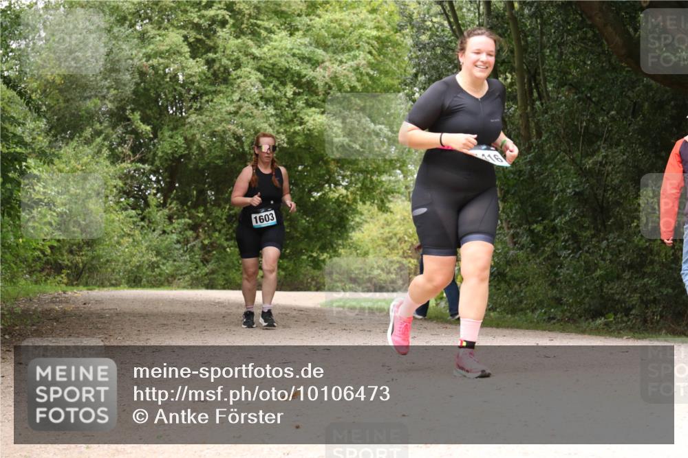 30.08.2026 - Elbe Triathlon Hamburg Antke Förster http://msf.ph/oto/10106473 30.08.2026 12:25:12 Laufen 1603 meine-sportfotos.de