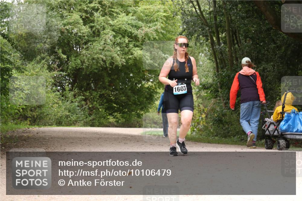 30.08.2026 - Elbe Triathlon Hamburg Antke Förster http://msf.ph/oto/10106479 30.08.2026 12:25:14 Laufen 1603 meine-sportfotos.de
