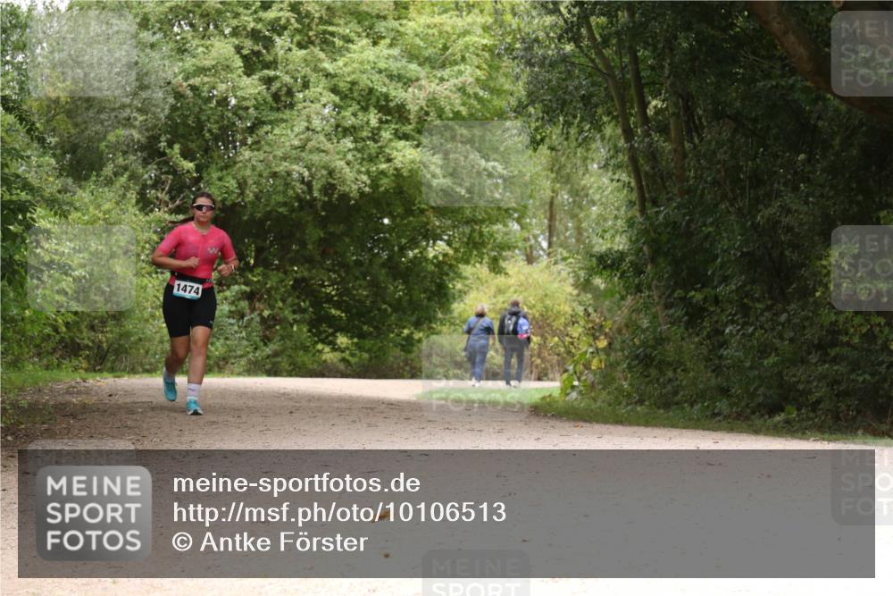 30.08.2026 - Elbe Triathlon Hamburg Antke Förster http://msf.ph/oto/10106513 30.08.2026 12:26:35 Laufen 1474 meine-sportfotos.de