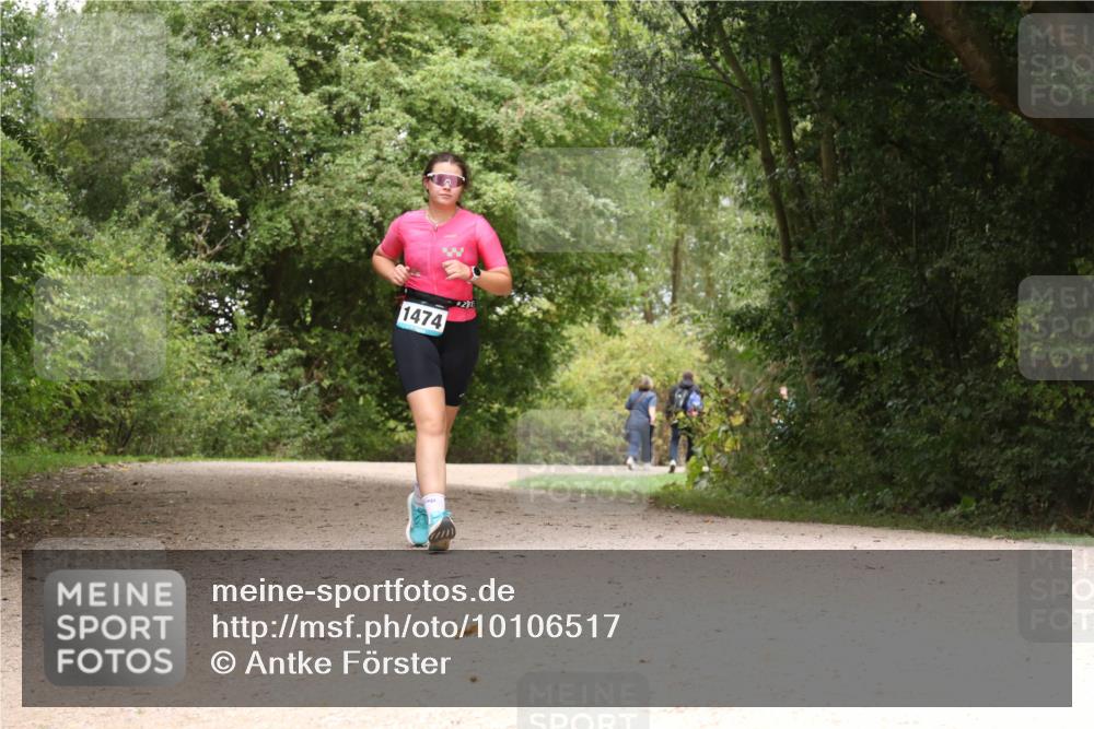 30.08.2026 - Elbe Triathlon Hamburg Antke Förster http://msf.ph/oto/10106517 30.08.2026 12:26:37 Laufen 1474 meine-sportfotos.de