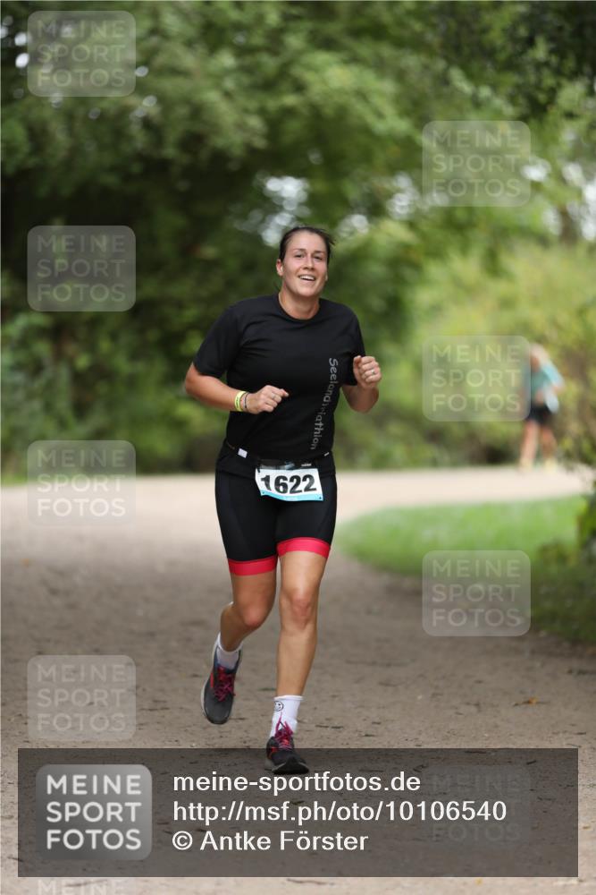 30.08.2026 - Elbe Triathlon Hamburg Antke Förster http://msf.ph/oto/10106540 30.08.2026 12:20:47 Laufen 1622 meine-sportfotos.de