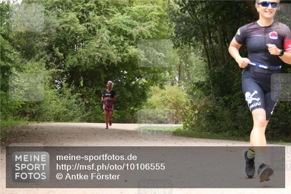 30.08.2026 - Elbe Triathlon Hamburg Antke Förster http://msf.ph/oto/10106555 30.08.2026 12:27:08 Laufen  meine-sportfotos.de