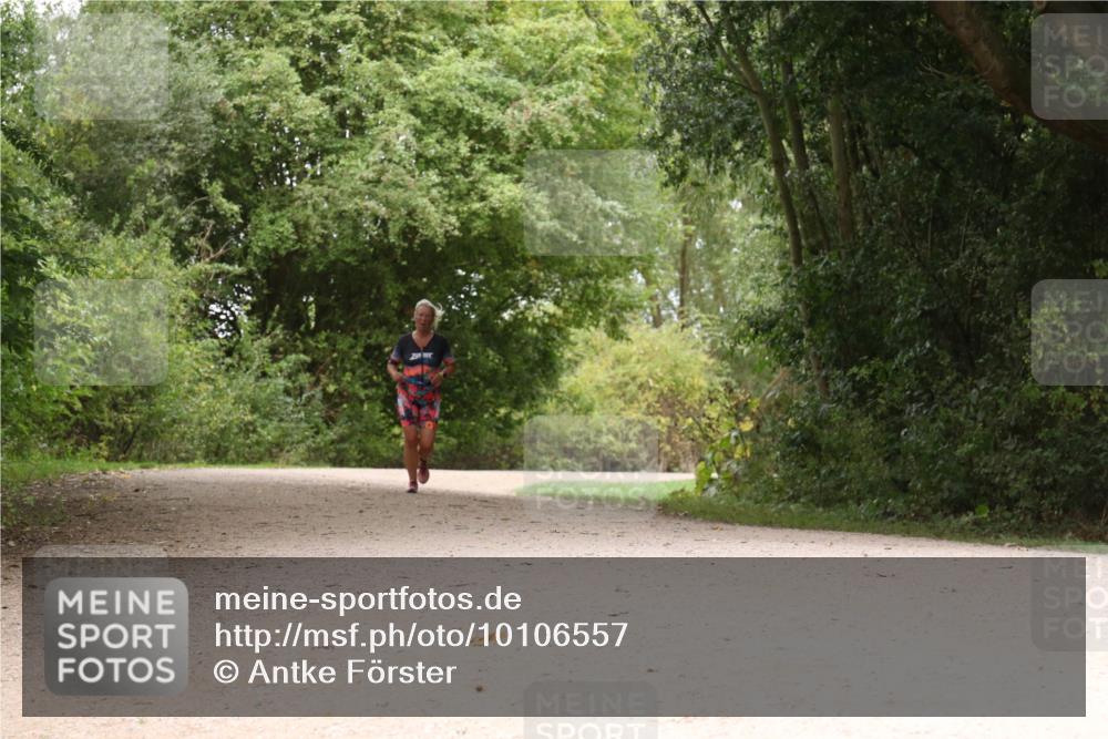 30.08.2026 - Elbe Triathlon Hamburg Antke Förster http://msf.ph/oto/10106557 30.08.2026 12:27:09 Laufen  meine-sportfotos.de