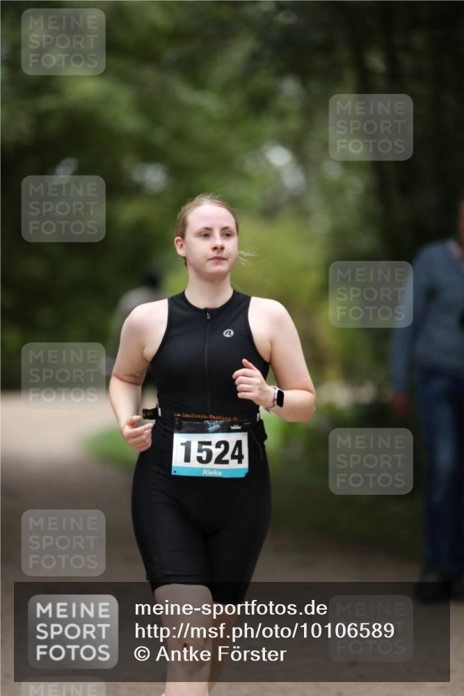 30.08.2026 - Elbe Triathlon Hamburg Antke Förster http://msf.ph/oto/10106589 30.08.2026 12:21:44 Laufen 1524 meine-sportfotos.de