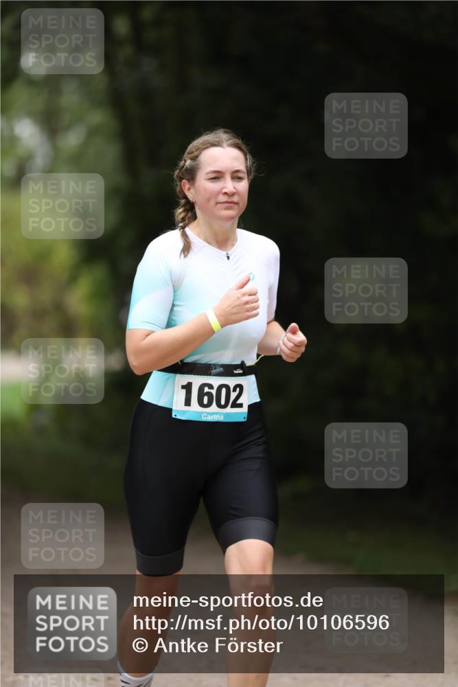 30.08.2026 - Elbe Triathlon Hamburg Antke Förster http://msf.ph/oto/10106596 30.08.2026 12:21:47 Laufen 1602 meine-sportfotos.de