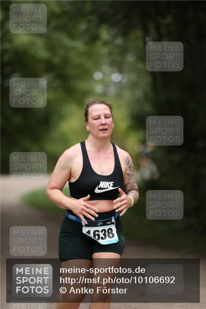 30.08.2026 - Elbe Triathlon Hamburg Antke Förster http://msf.ph/oto/10106692 30.08.2026 12:23:00 Laufen 638 meine-sportfotos.de