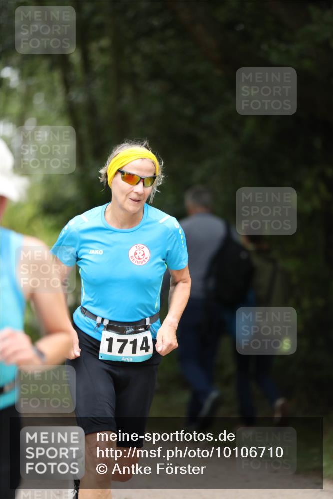 30.08.2026 - Elbe Triathlon Hamburg Antke Förster http://msf.ph/oto/10106710 30.08.2026 12:23:09 Laufen 1714 meine-sportfotos.de