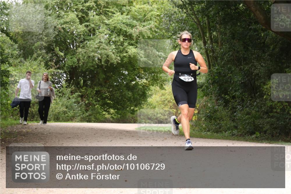 30.08.2026 - Elbe Triathlon Hamburg Antke Förster http://msf.ph/oto/10106729 30.08.2026 12:31:07 Laufen  meine-sportfotos.de