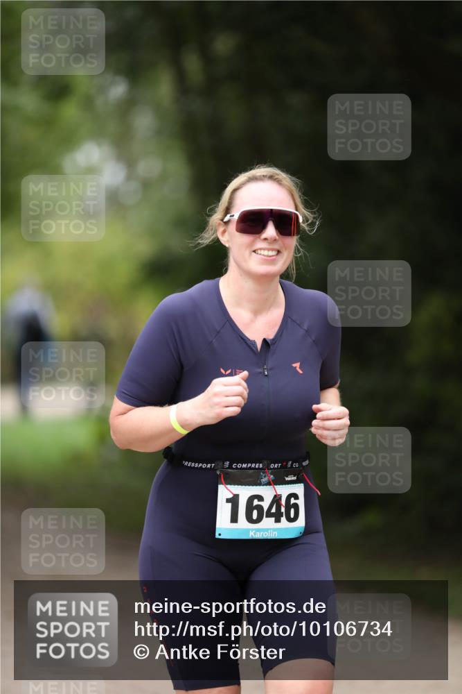 30.08.2026 - Elbe Triathlon Hamburg Antke Förster http://msf.ph/oto/10106734 30.08.2026 12:23:32 Laufen 1646 meine-sportfotos.de