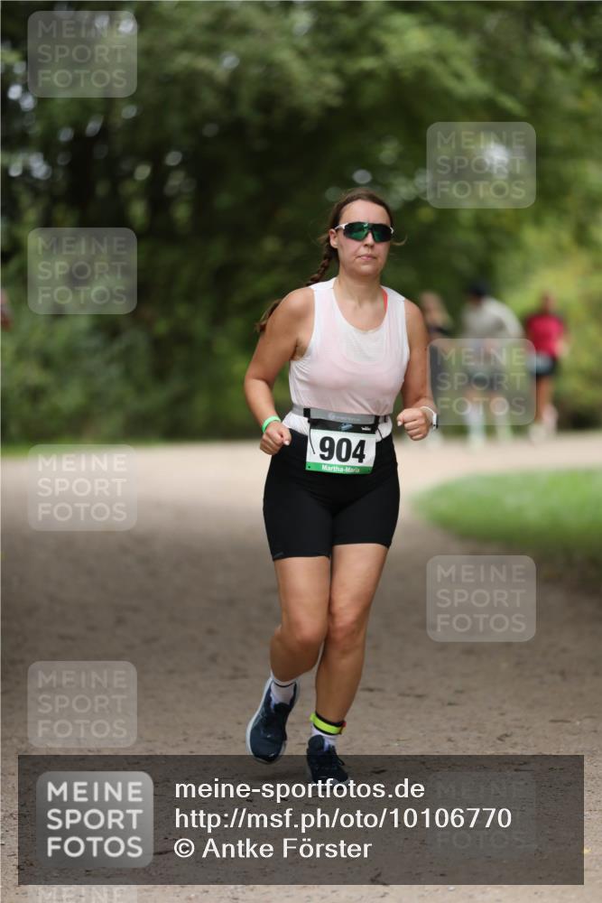 30.08.2026 - Elbe Triathlon Hamburg Antke Förster http://msf.ph/oto/10106770 30.08.2026 12:24:05 Laufen 904 meine-sportfotos.de