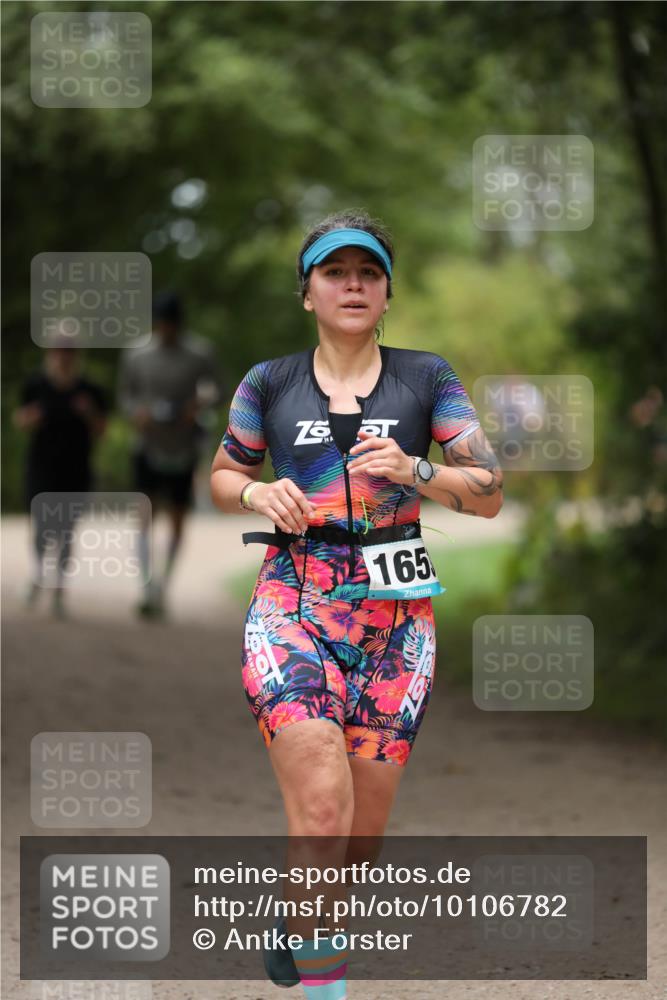 30.08.2026 - Elbe Triathlon Hamburg Antke Förster http://msf.ph/oto/10106782 30.08.2026 12:24:13 Laufen 165 meine-sportfotos.de