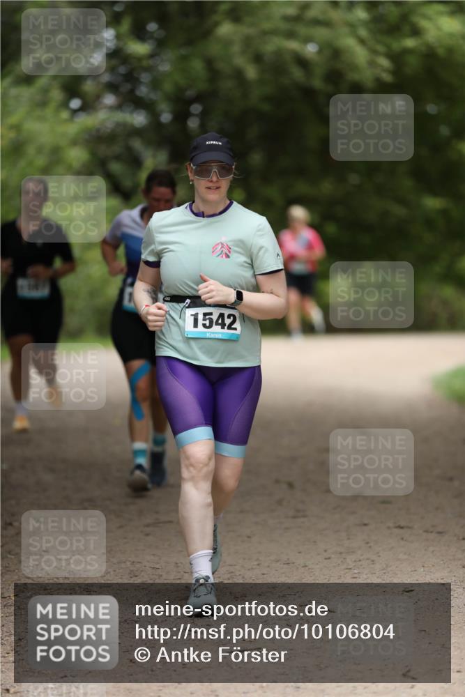 30.08.2026 - Elbe Triathlon Hamburg Antke Förster http://msf.ph/oto/10106804 30.08.2026 12:24:32 Laufen 1542 meine-sportfotos.de