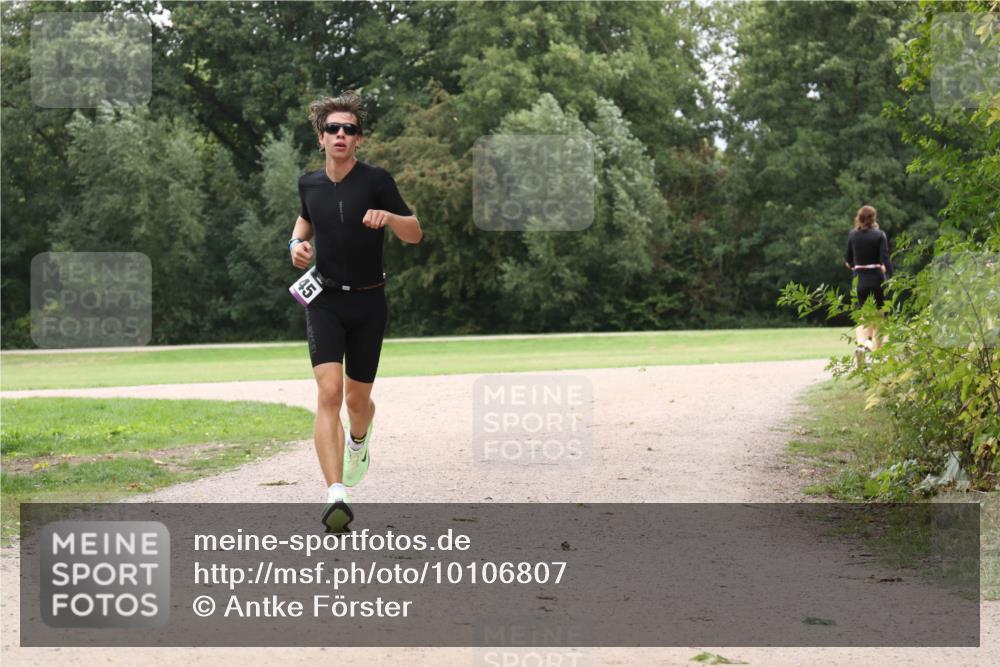 30.08.2026 - Elbe Triathlon Hamburg Antke Förster http://msf.ph/oto/10106807 30.08.2026 12:35:45 Laufen  meine-sportfotos.de
