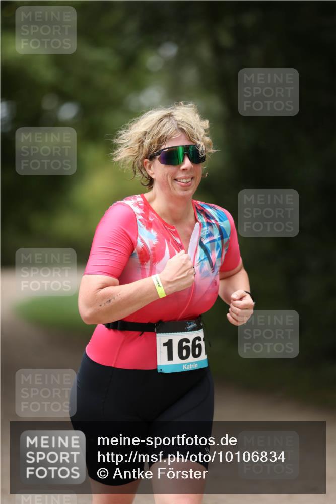 30.08.2026 - Elbe Triathlon Hamburg Antke Förster http://msf.ph/oto/10106834 30.08.2026 12:24:47 Laufen 166 meine-sportfotos.de