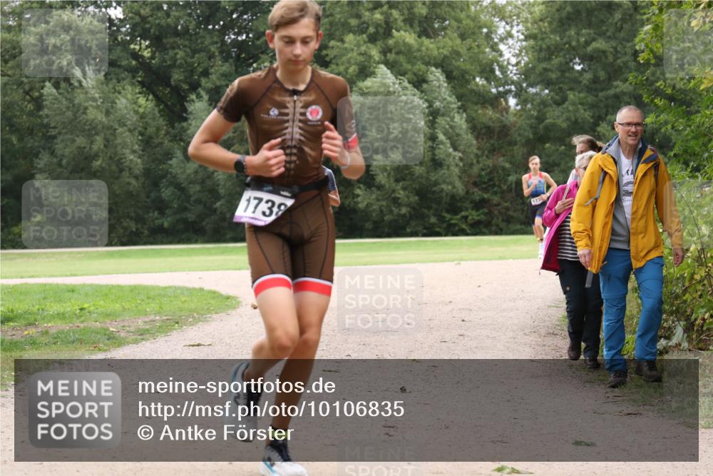30.08.2026 - Elbe Triathlon Hamburg Antke Förster http://msf.ph/oto/10106835 30.08.2026 12:36:02 Laufen 1738, 173 meine-sportfotos.de