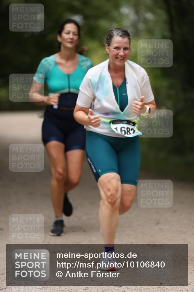 30.08.2026 - Elbe Triathlon Hamburg Antke Förster http://msf.ph/oto/10106840 30.08.2026 12:24:51 Laufen 89 meine-sportfotos.de