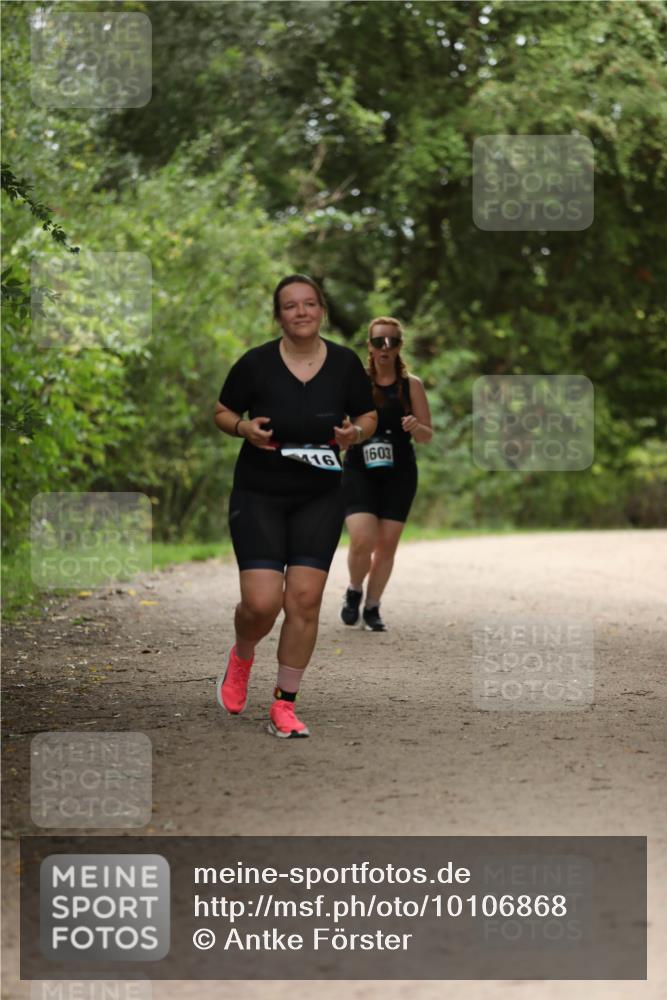 30.08.2026 - Elbe Triathlon Hamburg Antke Förster http://msf.ph/oto/10106868 30.08.2026 12:25:09 Laufen 416, 1603 meine-sportfotos.de