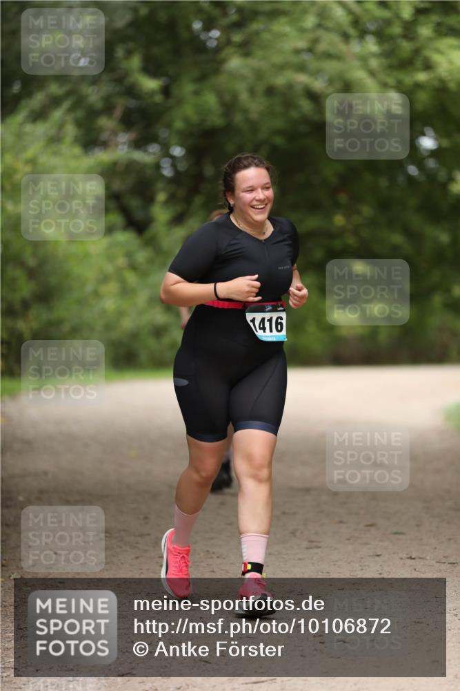 30.08.2026 - Elbe Triathlon Hamburg Antke Förster http://msf.ph/oto/10106872 30.08.2026 12:25:11 Laufen 1416 meine-sportfotos.de