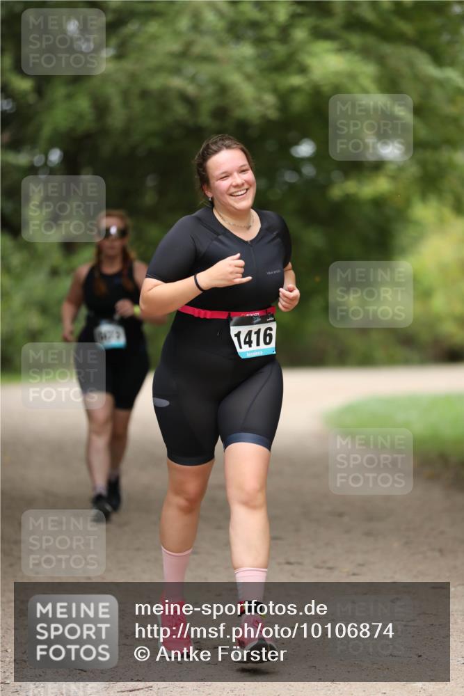 30.08.2026 - Elbe Triathlon Hamburg Antke Förster http://msf.ph/oto/10106874 30.08.2026 12:25:12 Laufen 1416 meine-sportfotos.de