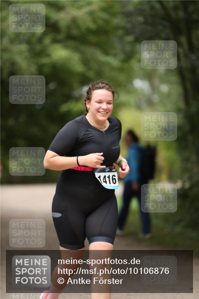 30.08.2026 - Elbe Triathlon Hamburg Antke Förster http://msf.ph/oto/10106876 30.08.2026 12:25:13 Laufen 1416 meine-sportfotos.de