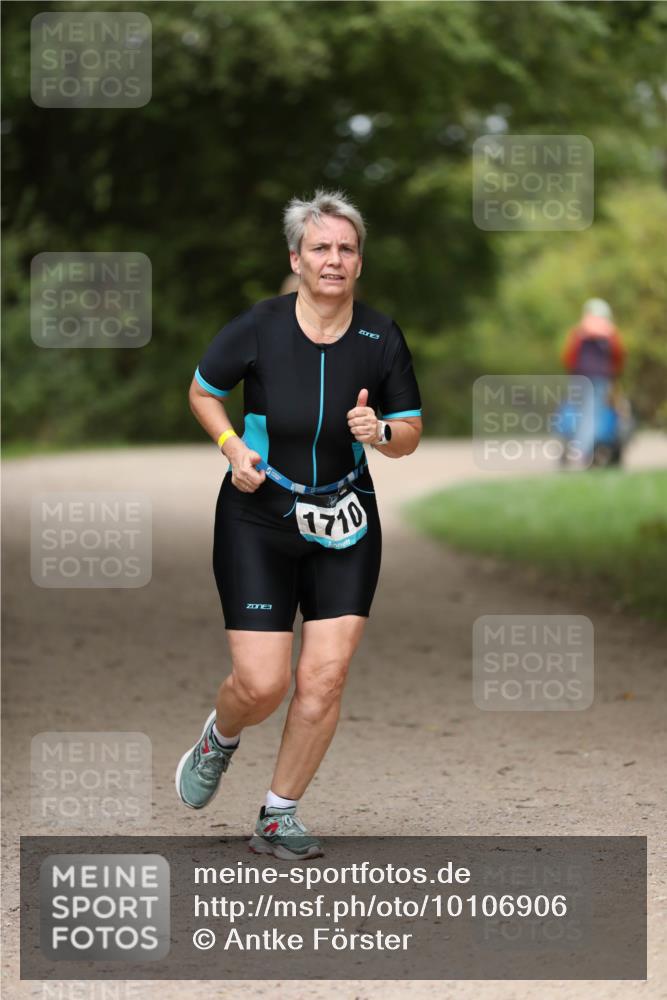30.08.2026 - Elbe Triathlon Hamburg Antke Förster http://msf.ph/oto/10106906 30.08.2026 12:25:47 Laufen 3, 3, 1710 meine-sportfotos.de