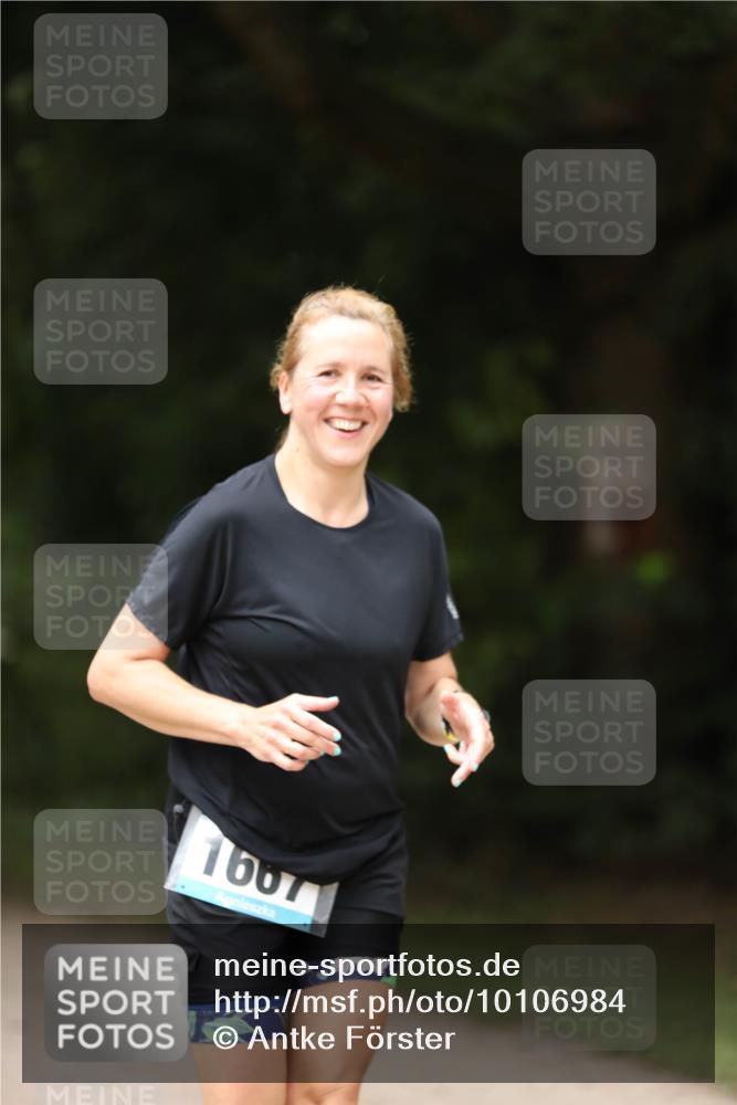 30.08.2026 - Elbe Triathlon Hamburg Antke Förster http://msf.ph/oto/10106984 30.08.2026 12:27:53 Laufen 1667 meine-sportfotos.de