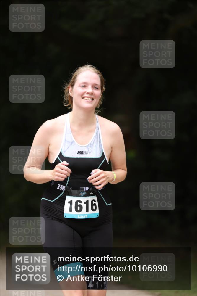 30.08.2026 - Elbe Triathlon Hamburg Antke Förster http://msf.ph/oto/10106990 30.08.2026 12:27:56 Laufen 3, 3, 1616 meine-sportfotos.de