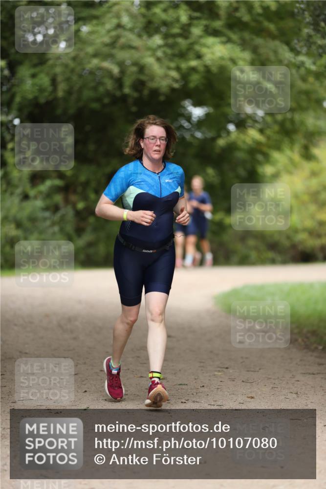30.08.2026 - Elbe Triathlon Hamburg Antke Förster http://msf.ph/oto/10107080 30.08.2026 12:30:26 Laufen  meine-sportfotos.de