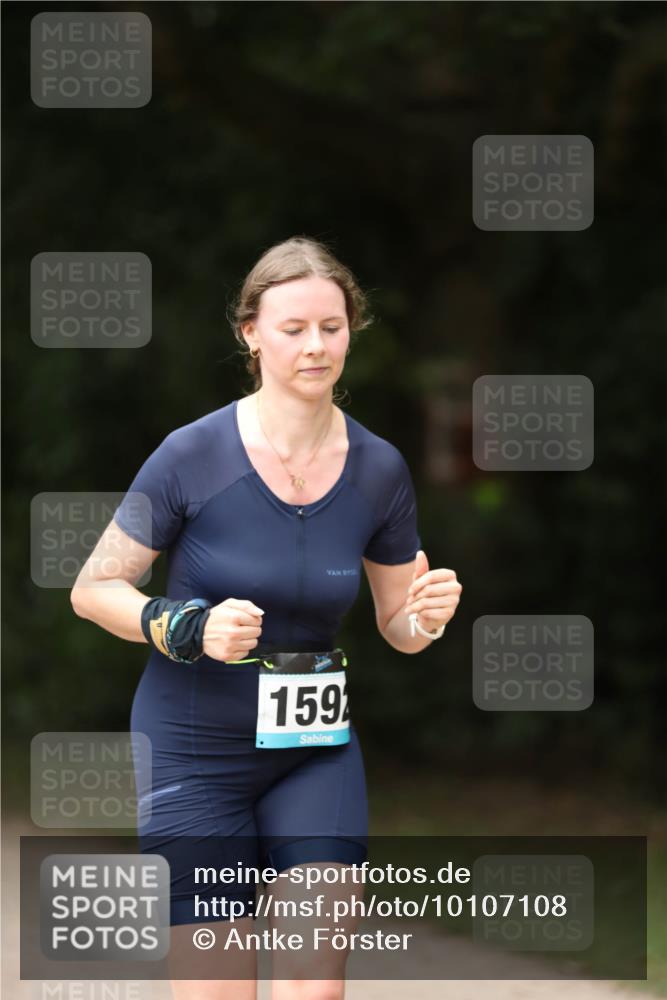 30.08.2026 - Elbe Triathlon Hamburg Antke Förster http://msf.ph/oto/10107108 30.08.2026 12:30:42 Laufen 159 meine-sportfotos.de