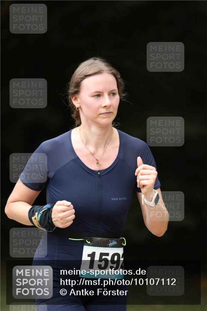 30.08.2026 - Elbe Triathlon Hamburg Antke Förster http://msf.ph/oto/10107112 30.08.2026 12:30:43 Laufen 159 meine-sportfotos.de