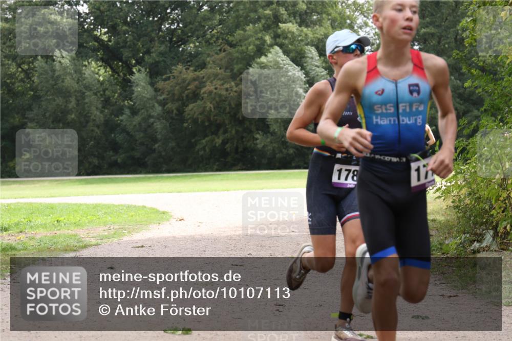 30.08.2026 - Elbe Triathlon Hamburg Antke Förster http://msf.ph/oto/10107113 30.08.2026 12:49:10 Laufen 178, 17 meine-sportfotos.de